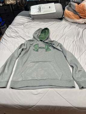 Under Armour ColdGear Loose Fit Big Logo Pullover Hoodie Heather Gray/Green Size